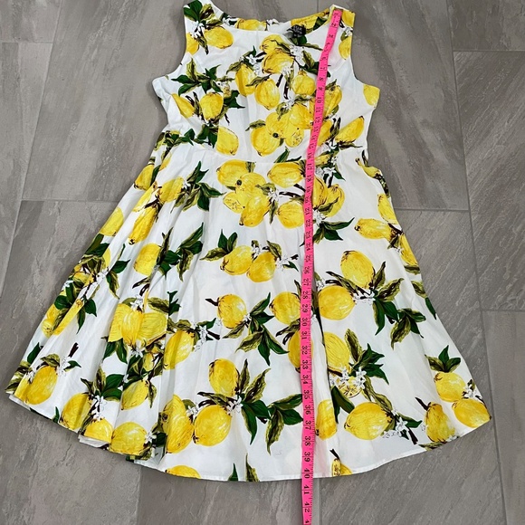 Vintage Inspired Lemon Print Dress - Picture 6 of 9